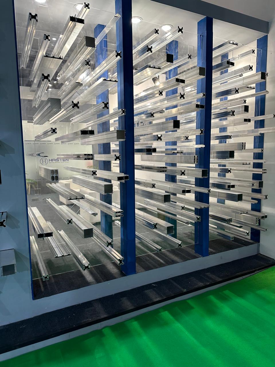 Popular Aluminium Centre